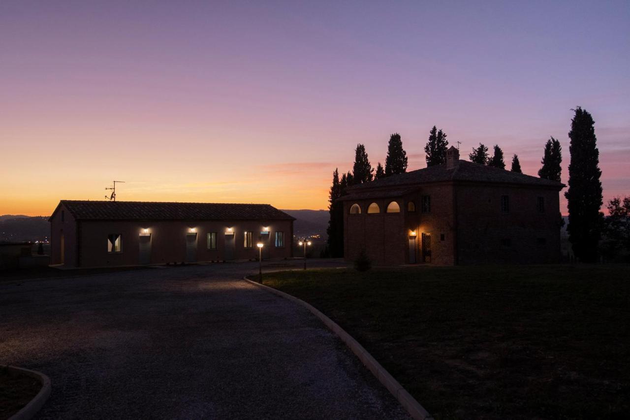 סינאלונגה Podere Abbazia B&B מראה חיצוני תמונה